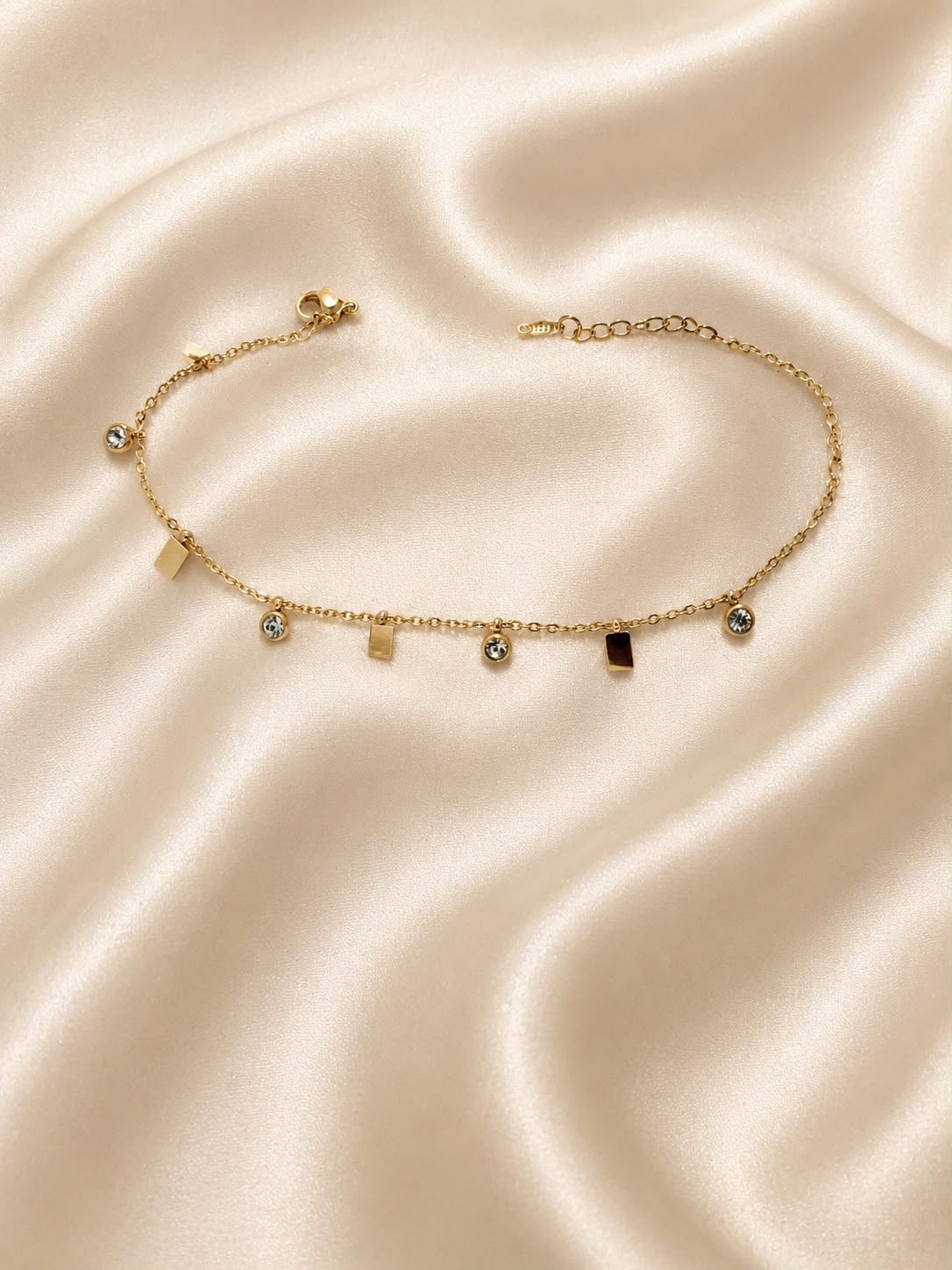 Gold Dangle Motif Crystal Anklet,