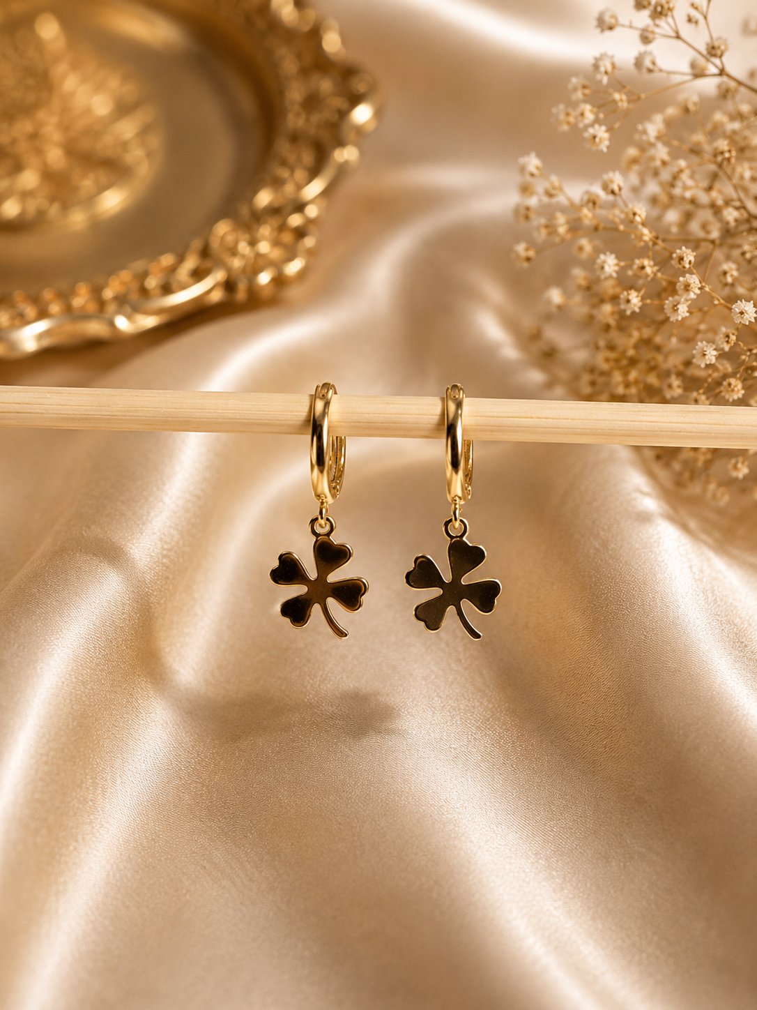 four-leaf clover hoop earrings,