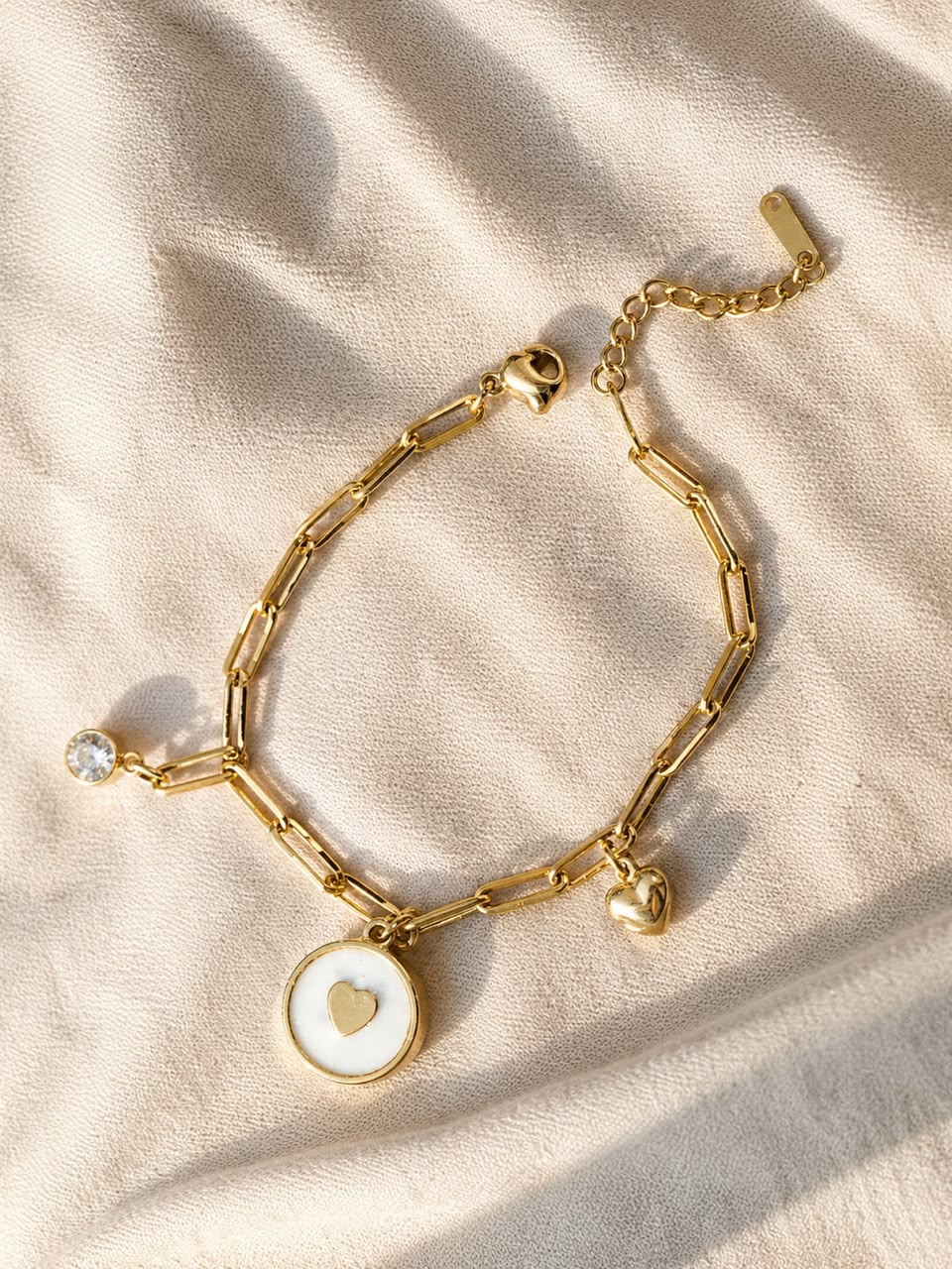 The bracelet utilizes a modern